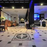 Contaratos 4* Naoussa