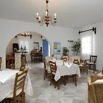 Contaratos Hotel Naoussa