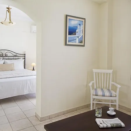Hotel Contaratos 4*