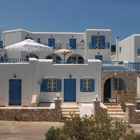 Contaratos Hotel 4*