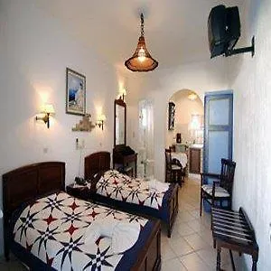 Contaratos Hotel