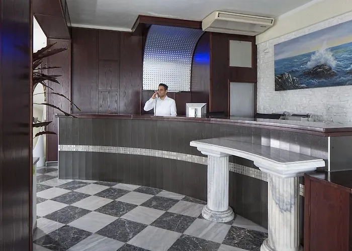 Hotel Contaratos Nausa